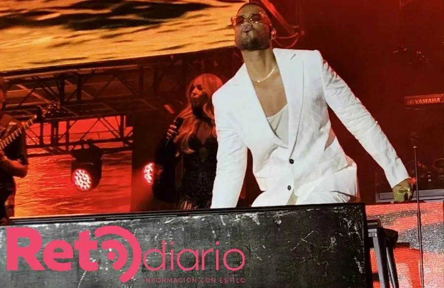 Romeo Santos y Prince Royce cautivan a miles en Puebla